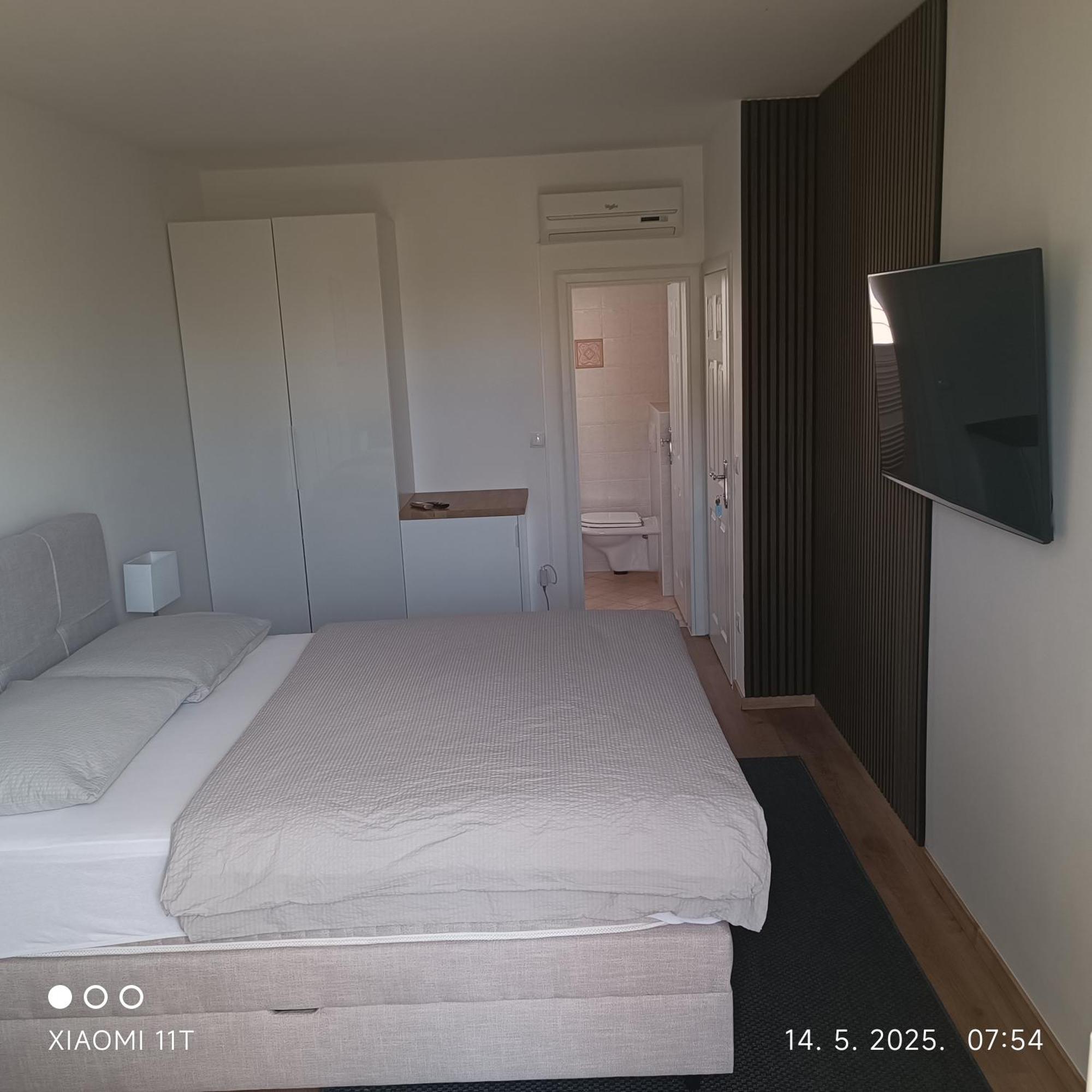 Marko Rooms 크르크 외부 사진
